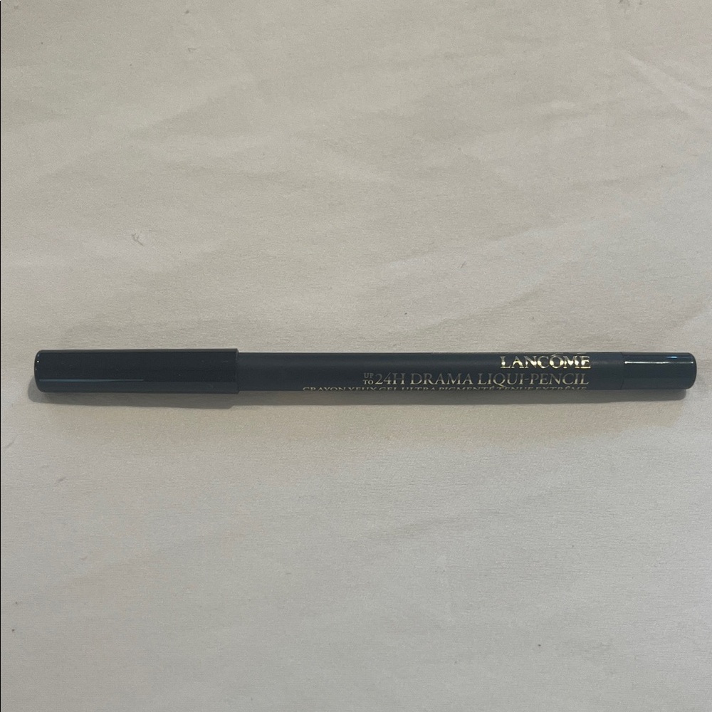 Drama Liqui-Pencil Eyeliner in Black